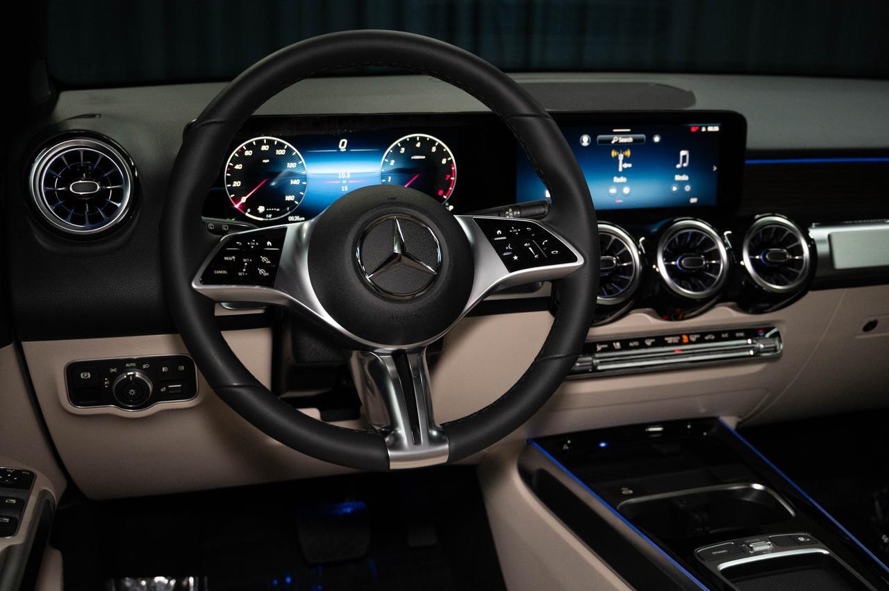 2026 Mercedes-Benz GLB 250 4MATIC&reg; SUV Scottsdale AZ