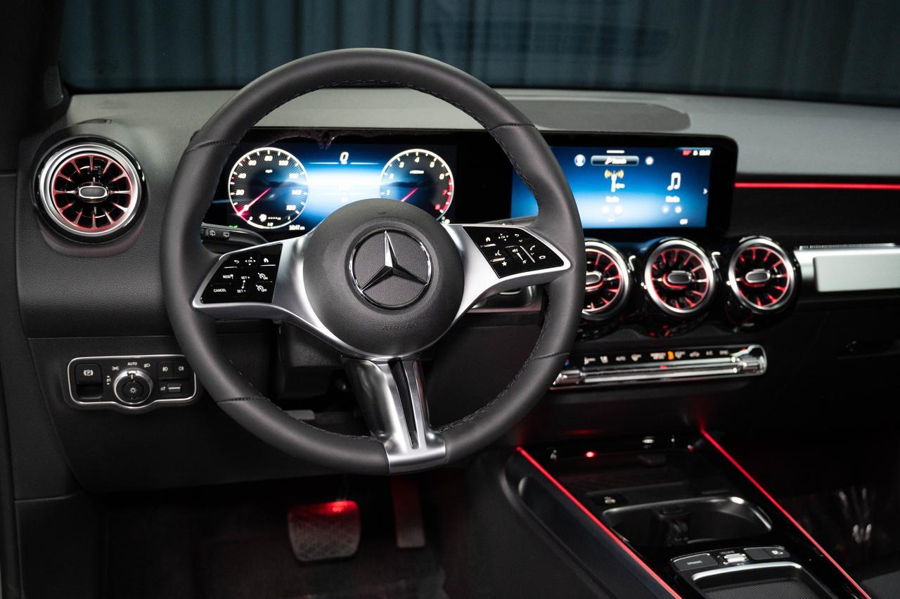 2026 Mercedes-Benz GLB 250 4MATIC&reg; SUV Scottsdale AZ
