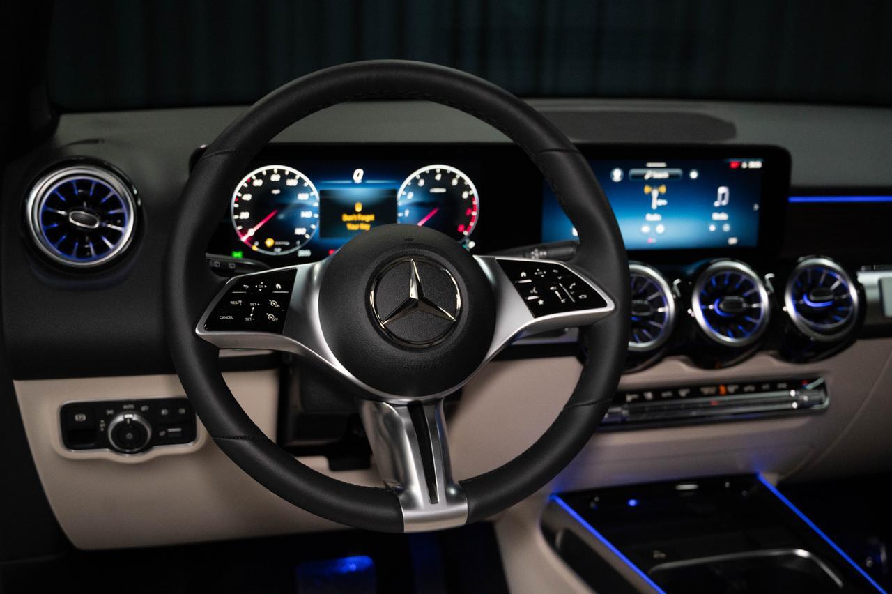 2026 Mercedes-Benz GLB 250 4MATIC&reg; SUV Scottsdale AZ