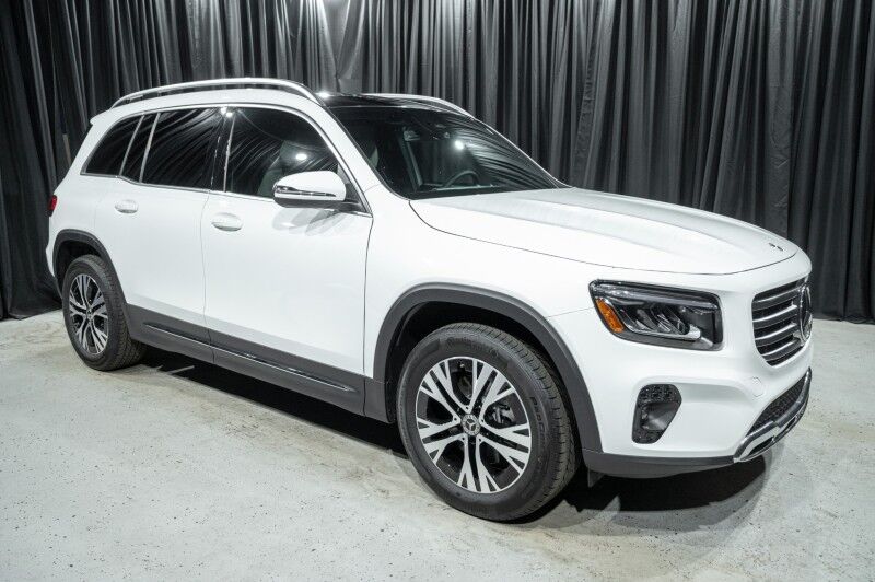 2026 Mercedes Benz GLB 250 photo 3