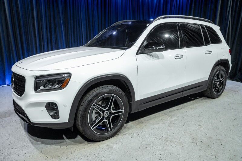 2025 Mercedes Benz GLC 300 photo 28