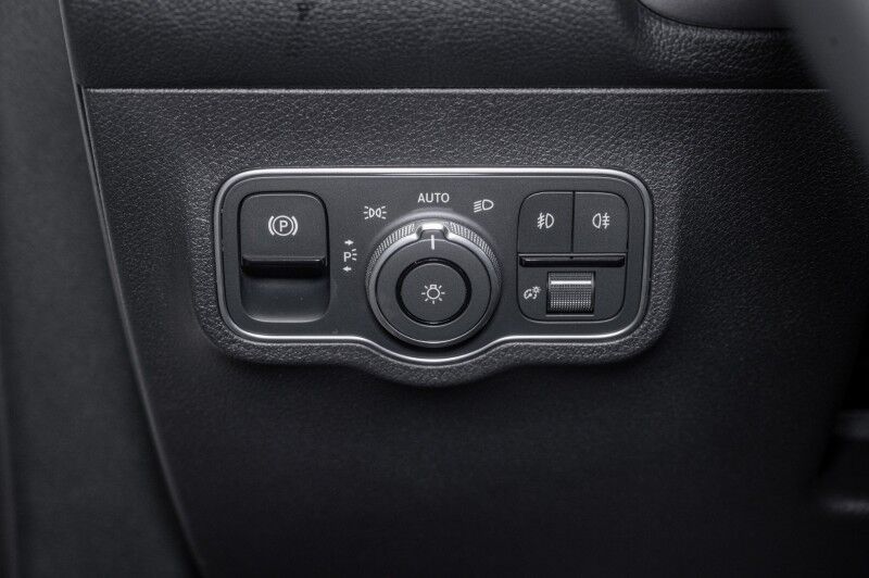 2026 Mercedes-Benz GLB 250 SUV Irving TX