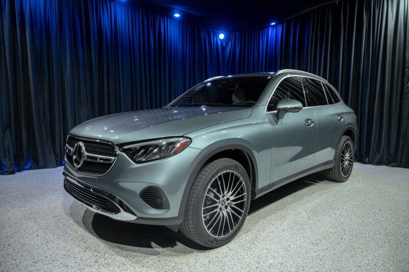 2026 Mercedes-Benz GLC 300 SUV