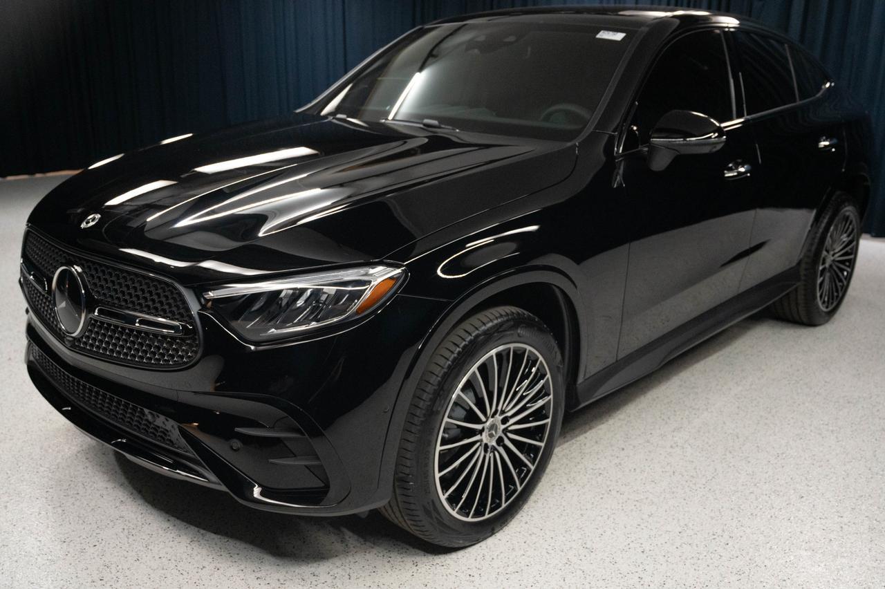 2026 Mercedes-Benz GLC 300 4MATIC&reg; Coupe