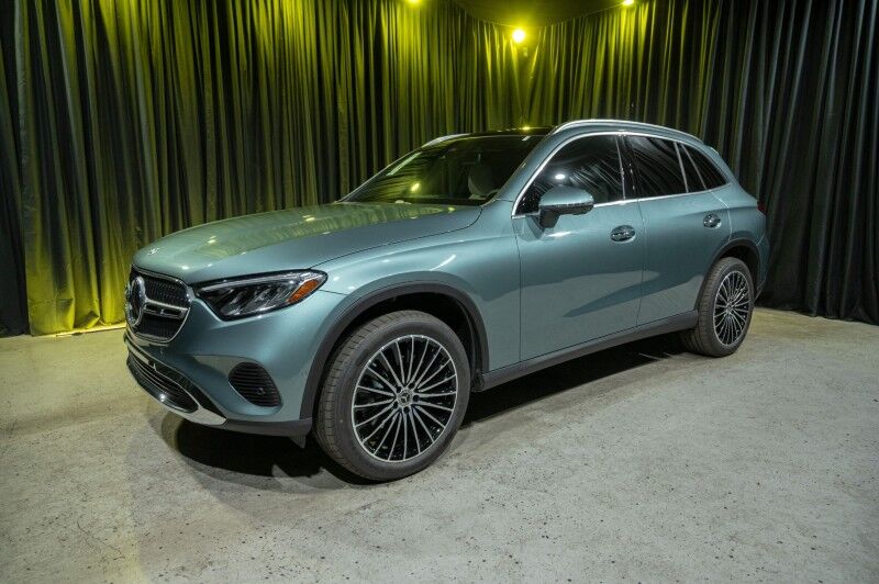 2026 Mercedes-Benz GLC 300 SUV