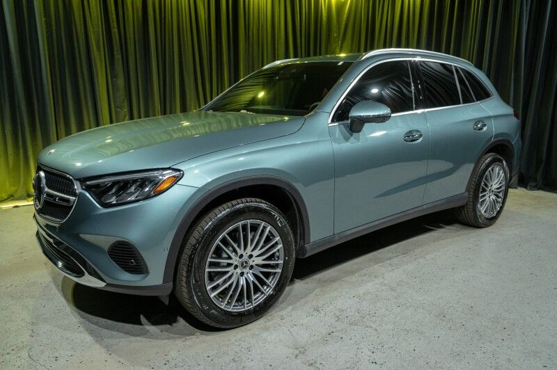 2026 Mercedes-Benz GLC 300 SUV