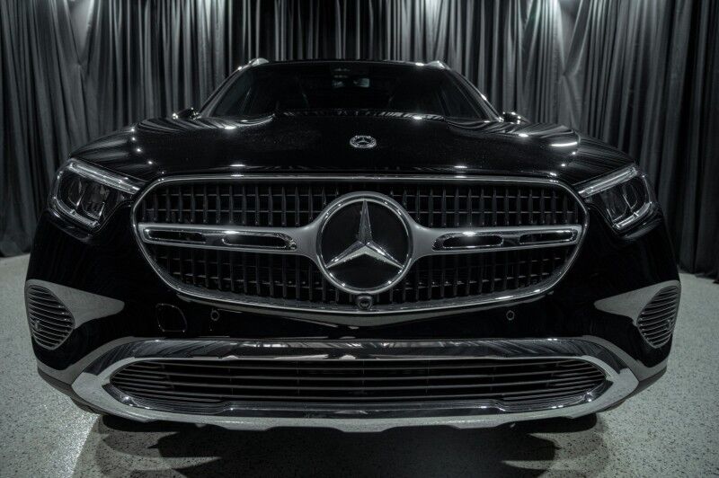 2026 Mercedes-Benz GLC 300 SUV