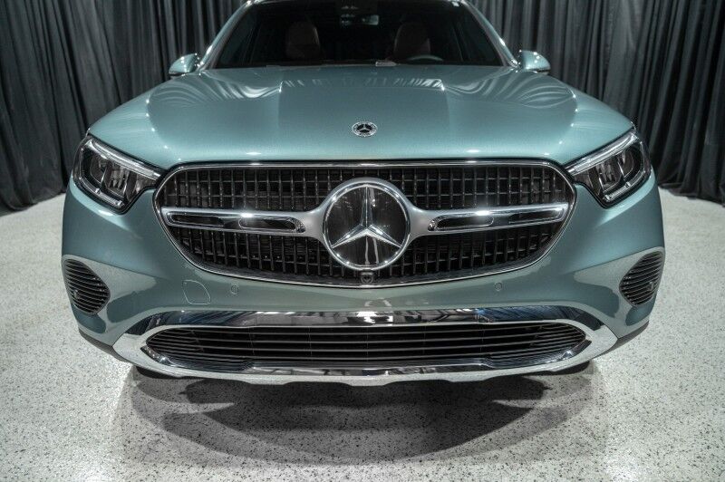 2026 Mercedes-Benz GLC 300 SUV