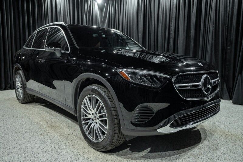 2026 Mercedes-Benz GLC 300 SUV
