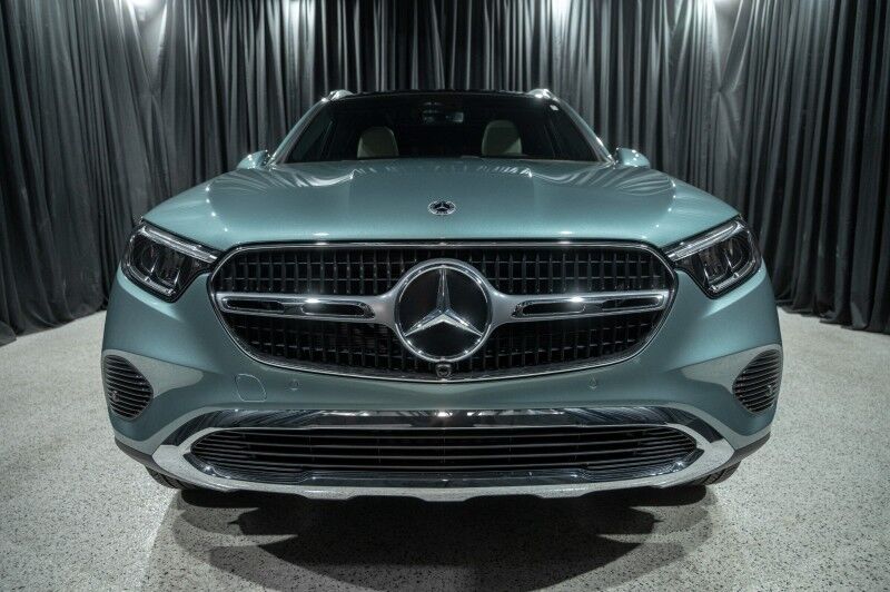 2026 Mercedes-Benz GLC 300 SUV