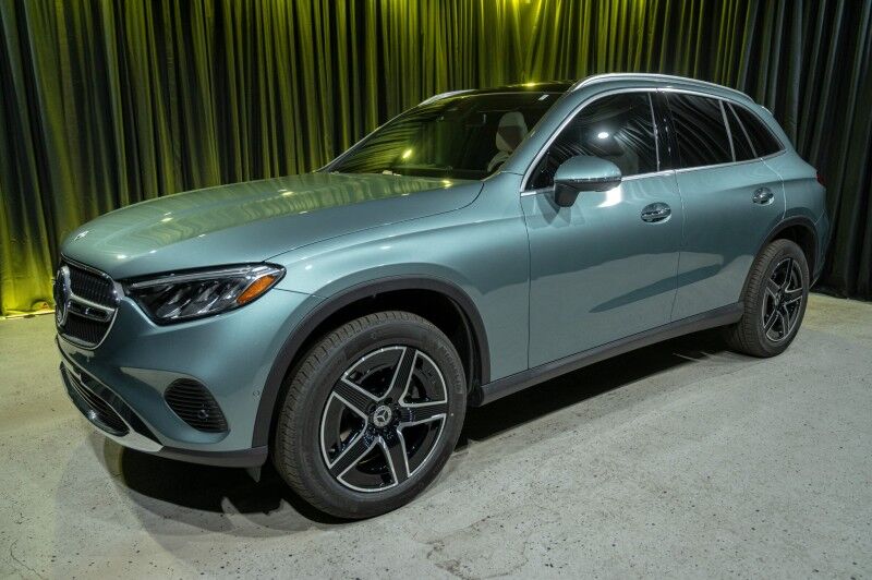 2026 Mercedes-Benz GLC 300 SUV