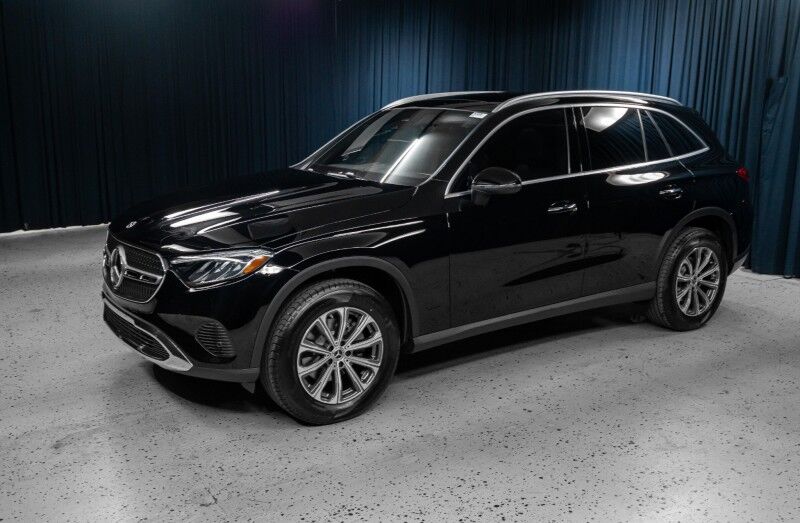 2026 Mercedes-Benz GLC 300 SUV