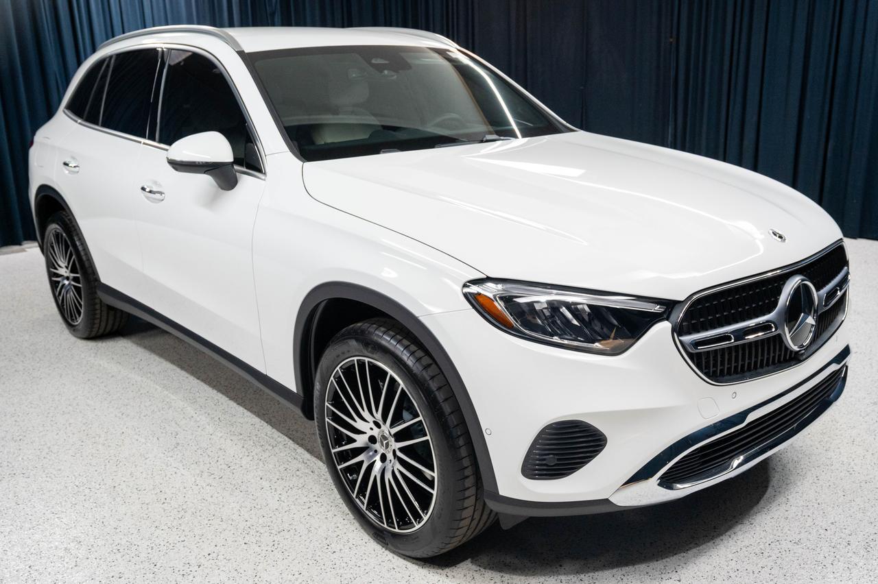 2026 Mercedes-Benz GLC 300 SUV