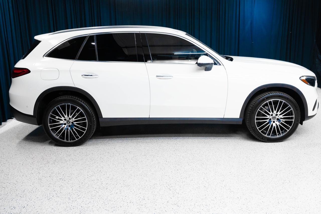 2026 Mercedes-Benz GLC 300 SUV