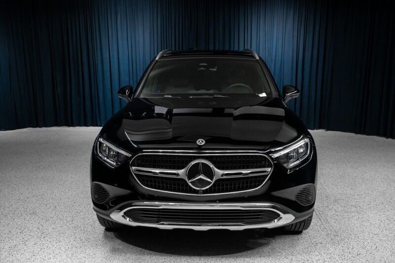 2026 Mercedes-Benz GLC 300 SUV