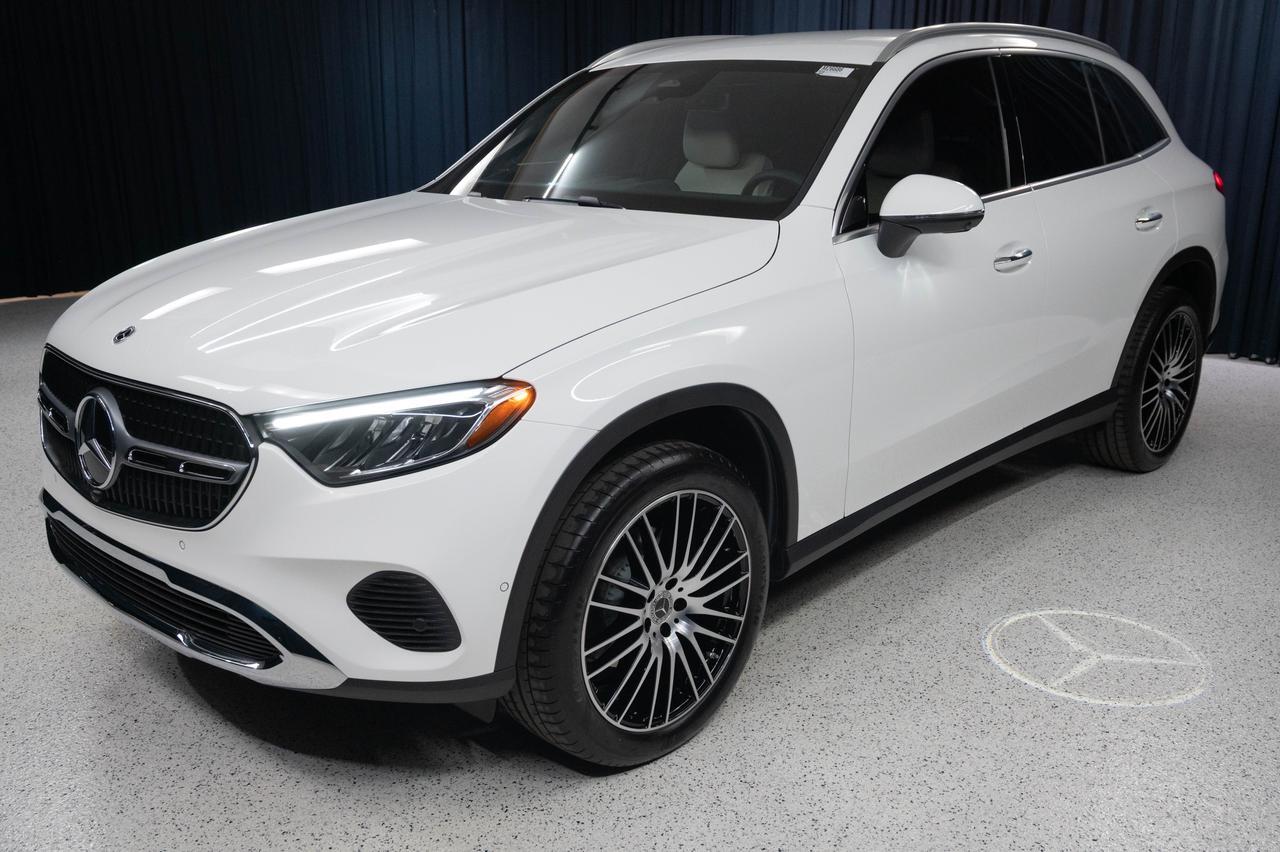 2026 Mercedes-Benz GLC 300 SUV