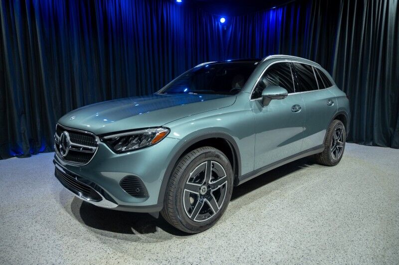 2026 Mercedes-Benz GLC 300 SUV