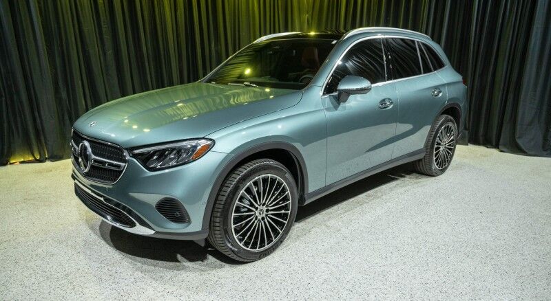 2026 Mercedes-Benz GLC 300 SUV