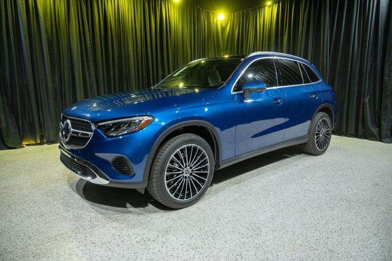 2026 Mercedes-Benz GLC 300 SUV