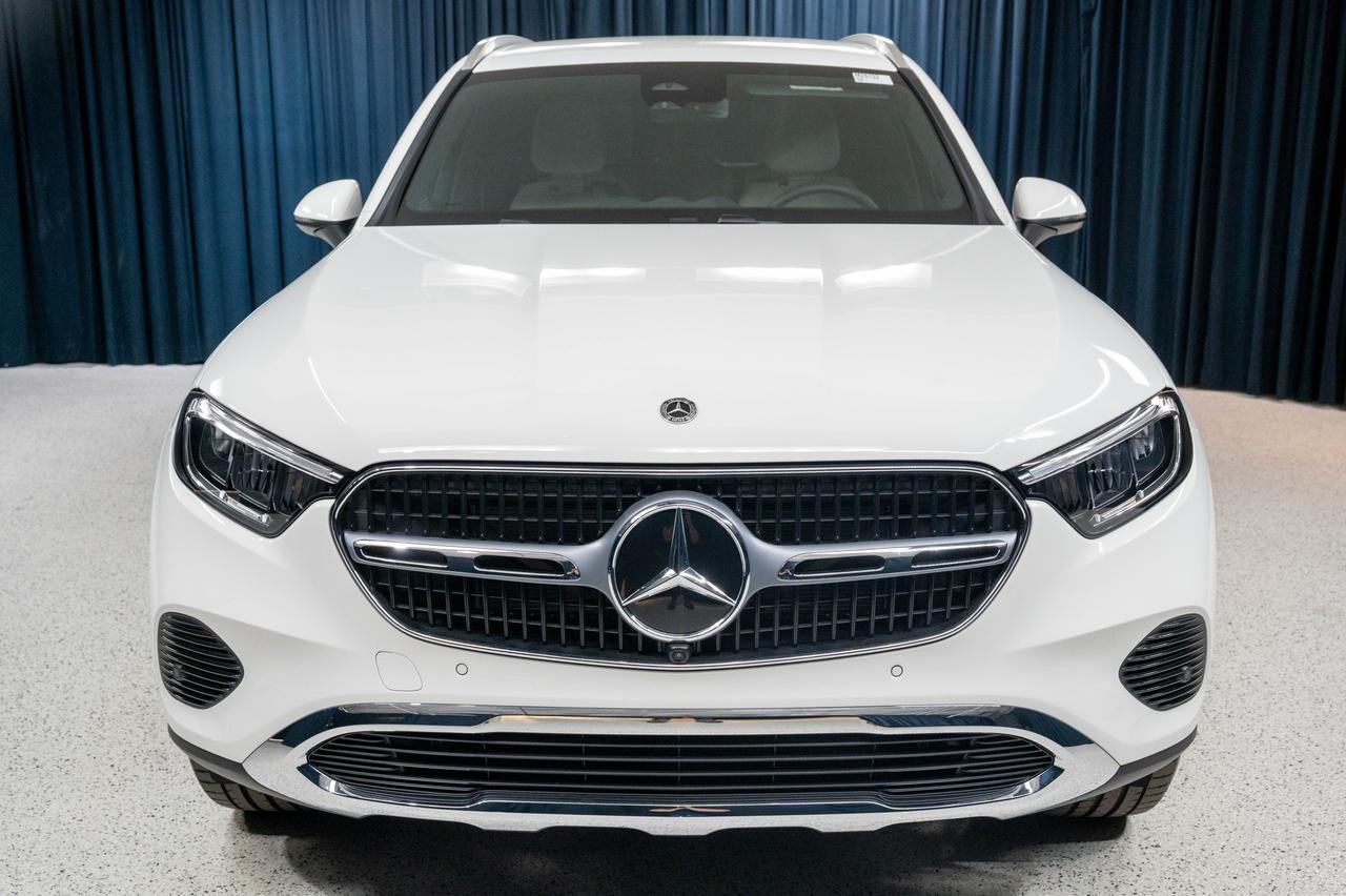 2026 Mercedes-Benz GLC 300 SUV