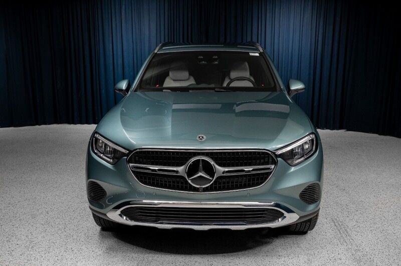 2026 Mercedes-Benz GLC 300 SUV