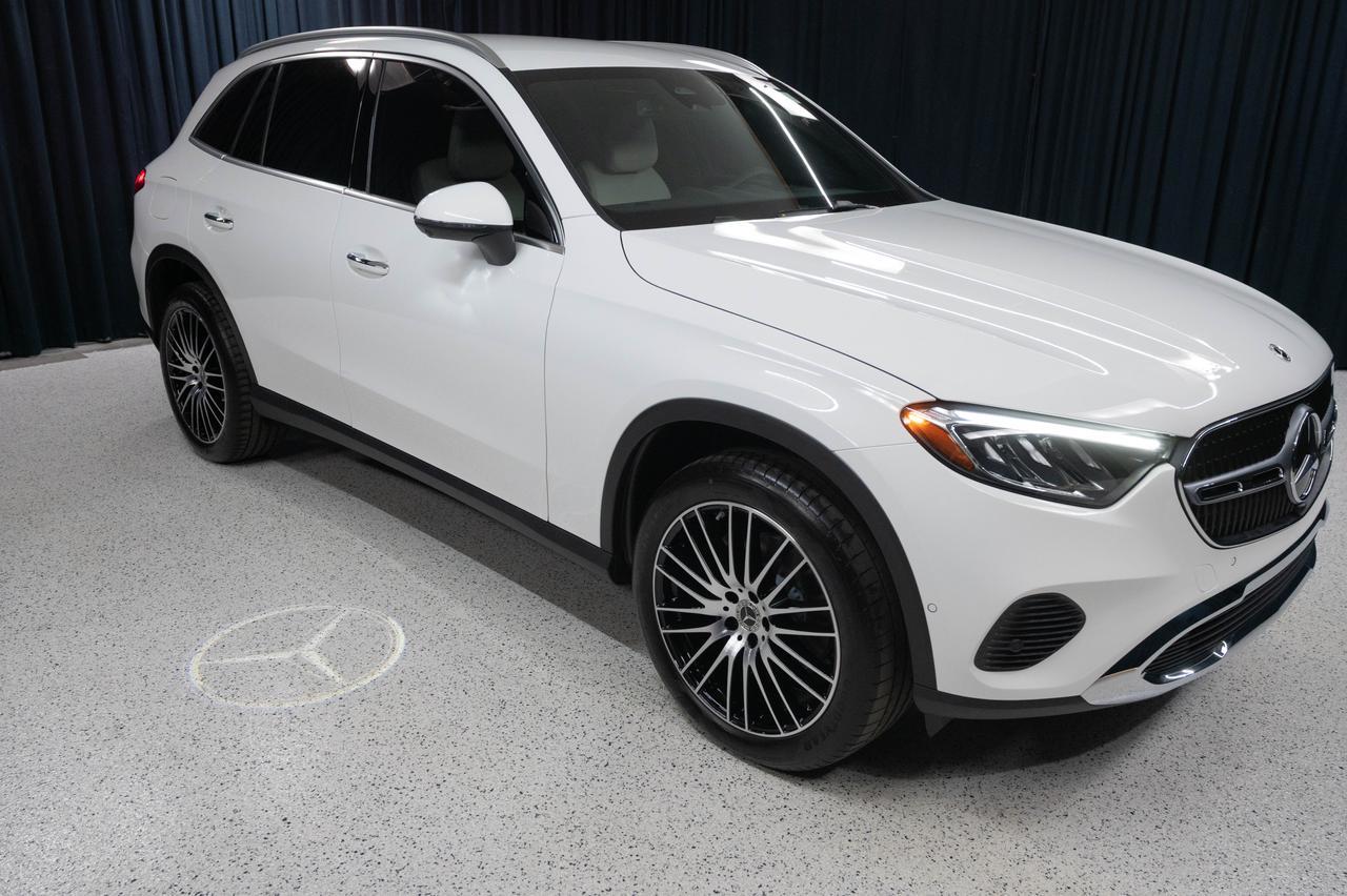 2026 Mercedes-Benz GLC 300 SUV
