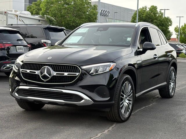 2026 Mercedes-Benz GLC