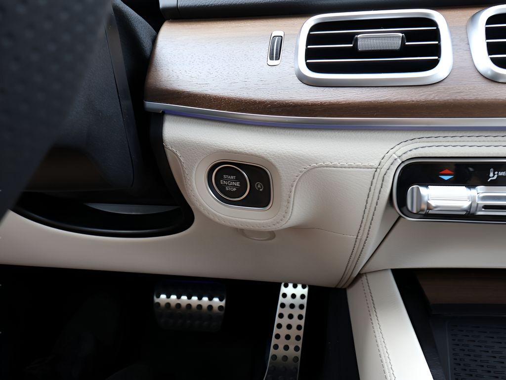 2026 Mercedes-Benz GLS San Clemente CA