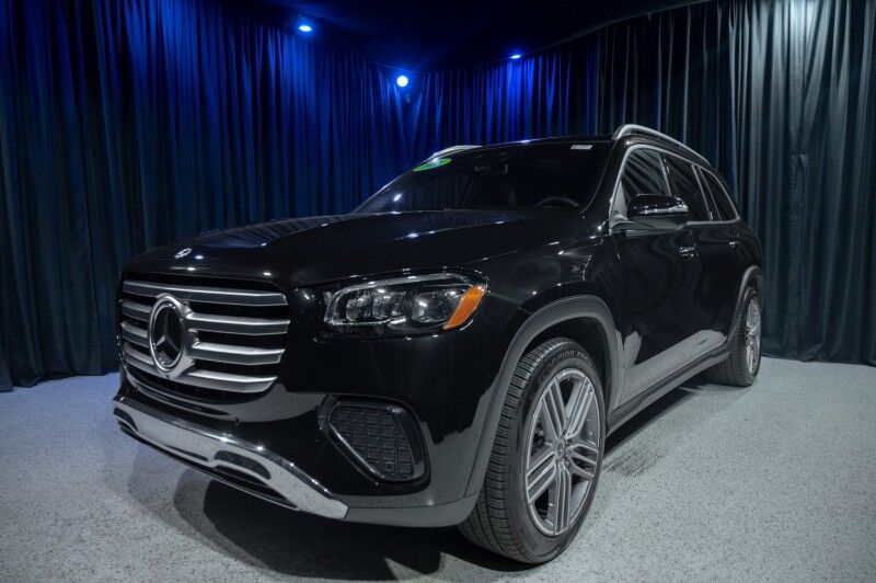 2026 Mercedes-Benz GLS 450 4MATIC&reg; SUV