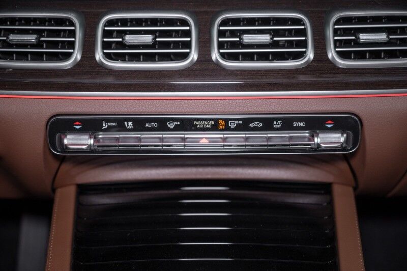 2026 Mercedes Benz GLS 450 4MATIC photo 16