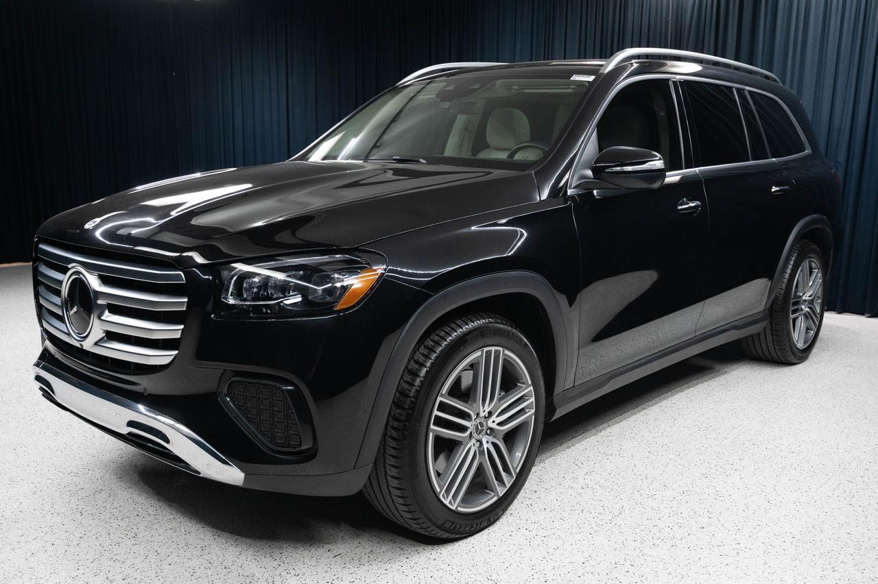 2026 Mercedes-Benz GLS 450 4MATIC&reg; SUV