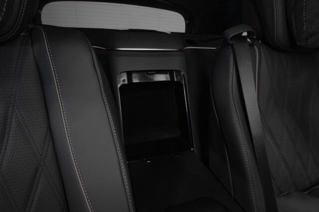 2026 Mercedes-Benz GLS 600 Maybach *ONLY 2700 MILES* *REAR ENTERTAINMENT PACKAGE* San Diego CA