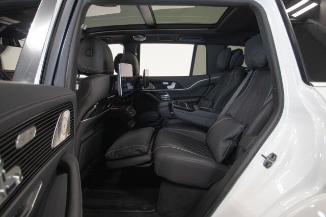 2026 Mercedes-Benz GLS 600 Maybach *ONLY 2700 MILES* *REAR ENTERTAINMENT PACKAGE* San Diego CA