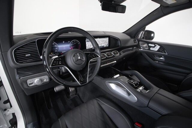 2026 Mercedes-Benz GLS 600 Maybach *ONLY 2700 MILES* *REAR ENTERTAINMENT PACKAGE* San Diego CA