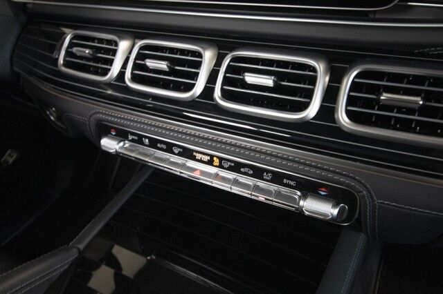 2026 Mercedes-Benz GLS 600 Maybach *ONLY 2700 MILES* *REAR ENTERTAINMENT PACKAGE* San Diego CA