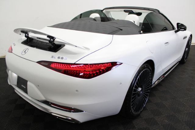 2026 Mercedes-Benz Maybach SL 680 Monogram Series 4MATIC Chantilly VA