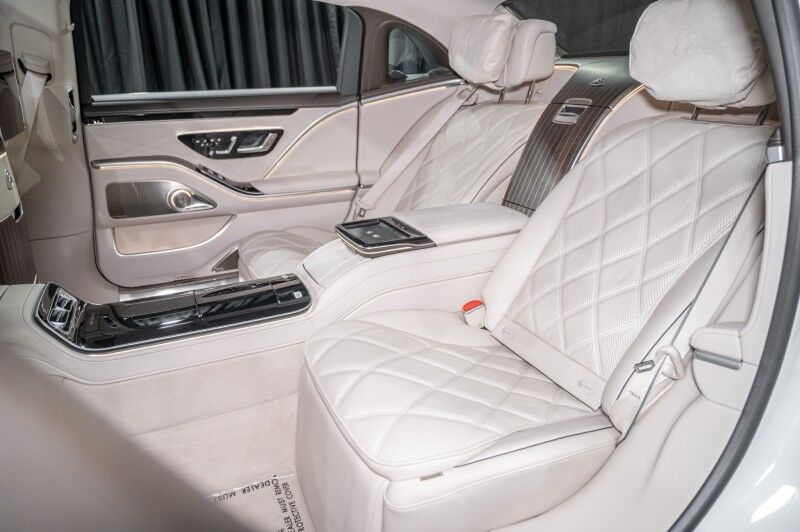 2026 Mercedes-Benz S-Class Maybach&reg; S 580 4MATIC&reg; Sedan Irving TX