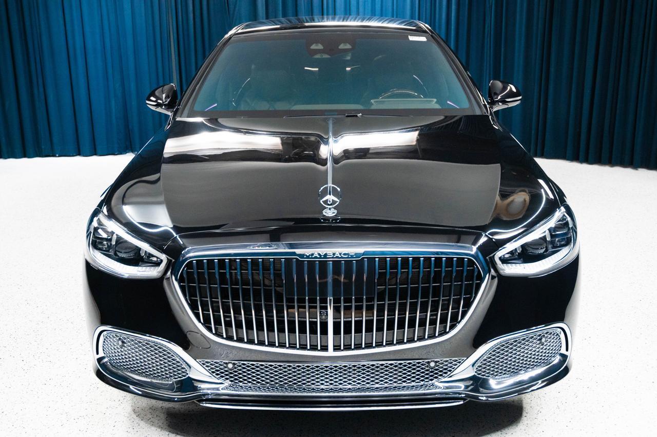2026 Mercedes-Benz S-Class Maybach&reg; S 680 4MATIC&reg; Sedan