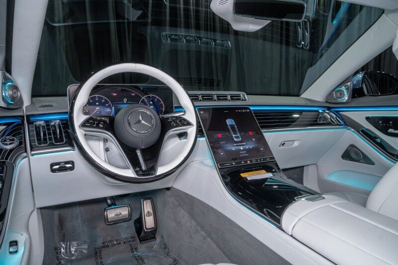 2026 Mercedes-Benz S-Class Maybach&reg; S 680 4MATIC&reg; Sedan Irving TX