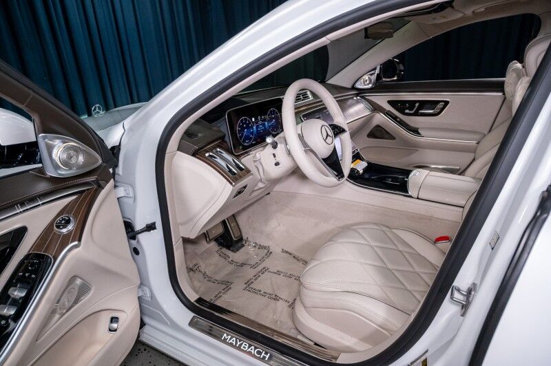 2026 Mercedes-Benz S-Class Maybach&reg; S 680 4MATIC&reg; Sedan Scottsdale AZ