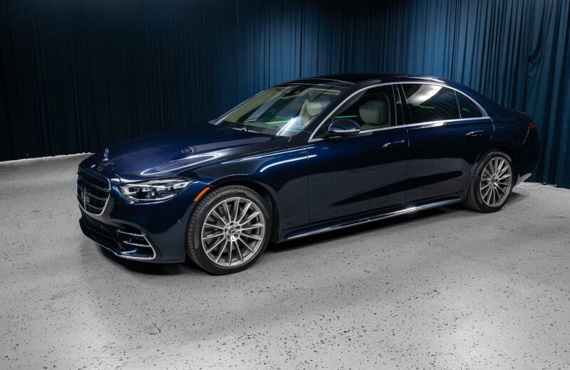 2026 Mercedes Benz S 580 4MATIC photo 3