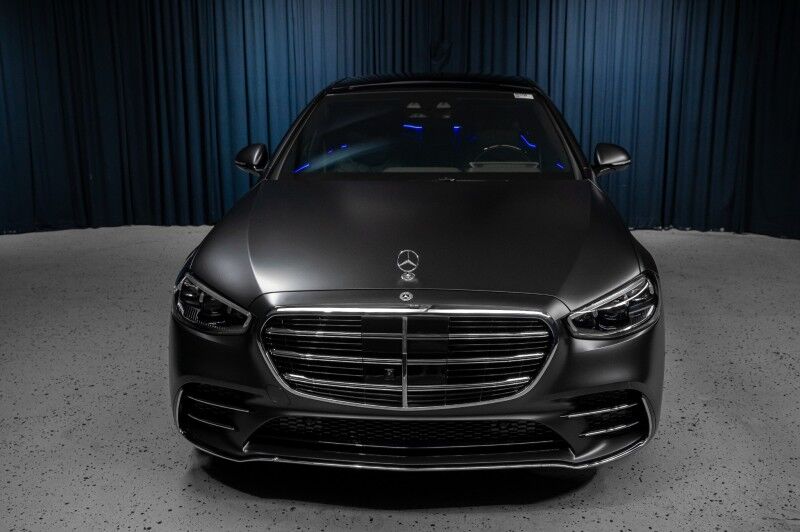 2026 Mercedes Benz S 580 4MATIC photo 2