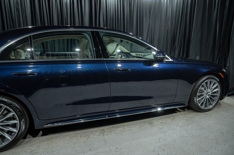 2026 Mercedes Benz S 580 4MATIC photo 4
