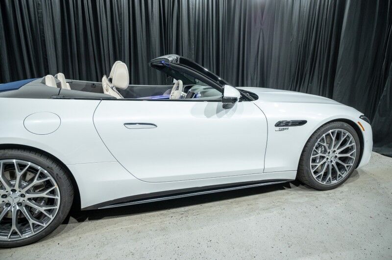 2026 Mercedes-Benz SL-Class AMG&reg; SL 43 Roadster Peoria AZ