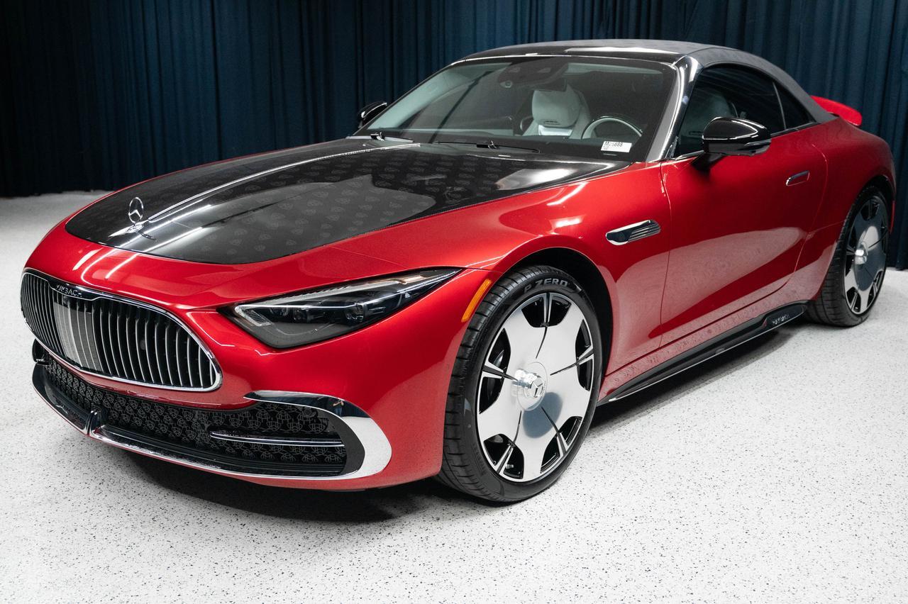 2026 Mercedes-Benz SL-Class Maybach&reg; SL 680 Monogram Series Roadster