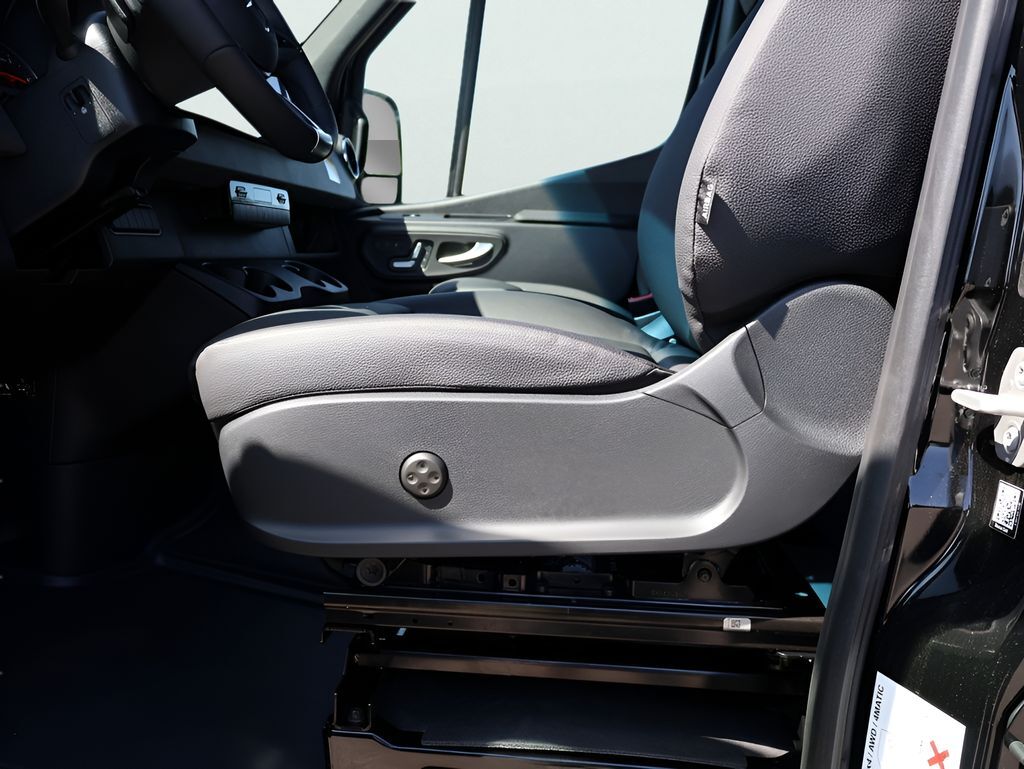2026 Mercedes-Benz Sprinter 2500 Cargo 144 WB High Roof San Clemente CA