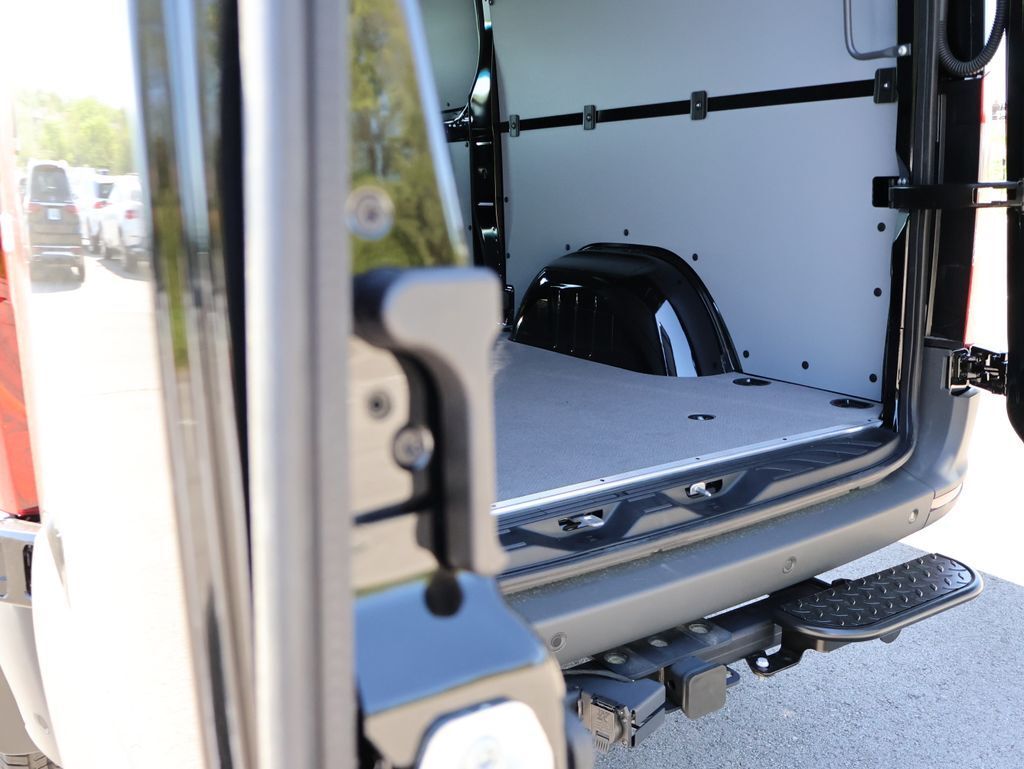 2026 Mercedes-Benz Sprinter 2500 Cargo 144 WB High Roof San Clemente CA