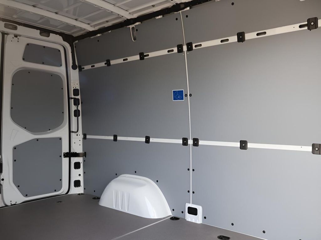 2026 Mercedes-Benz Sprinter 2500 Cargo 144 WB San Clemente CA