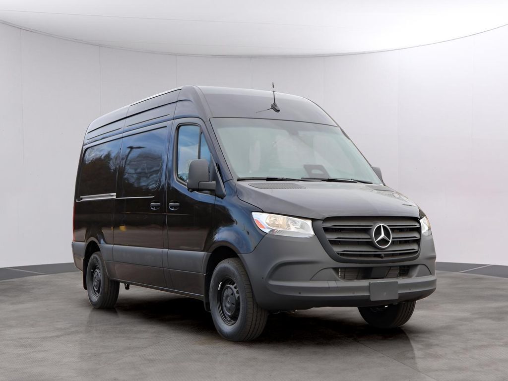 2026 Mercedes-Benz Sprinter 2500 Cargo 144 WB
