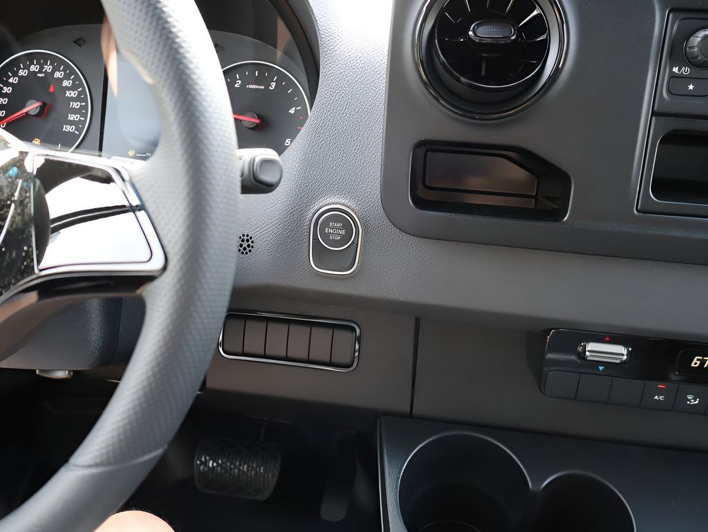 2026 Mercedes-Benz Sprinter 2500 Cargo 144 WB San Clemente CA